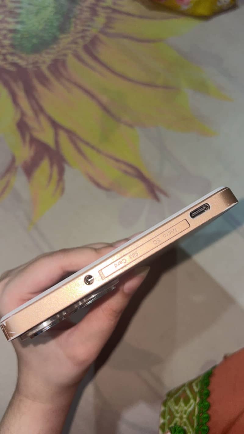 Tablet with box 2