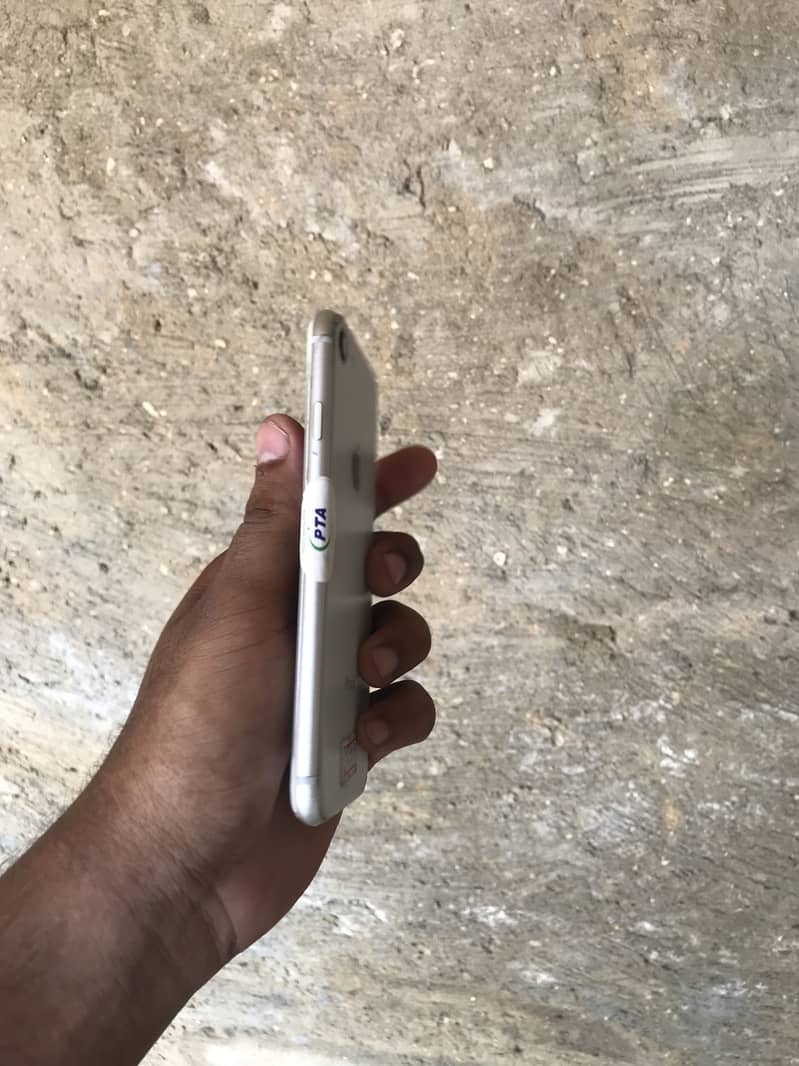 Iphone 8 4