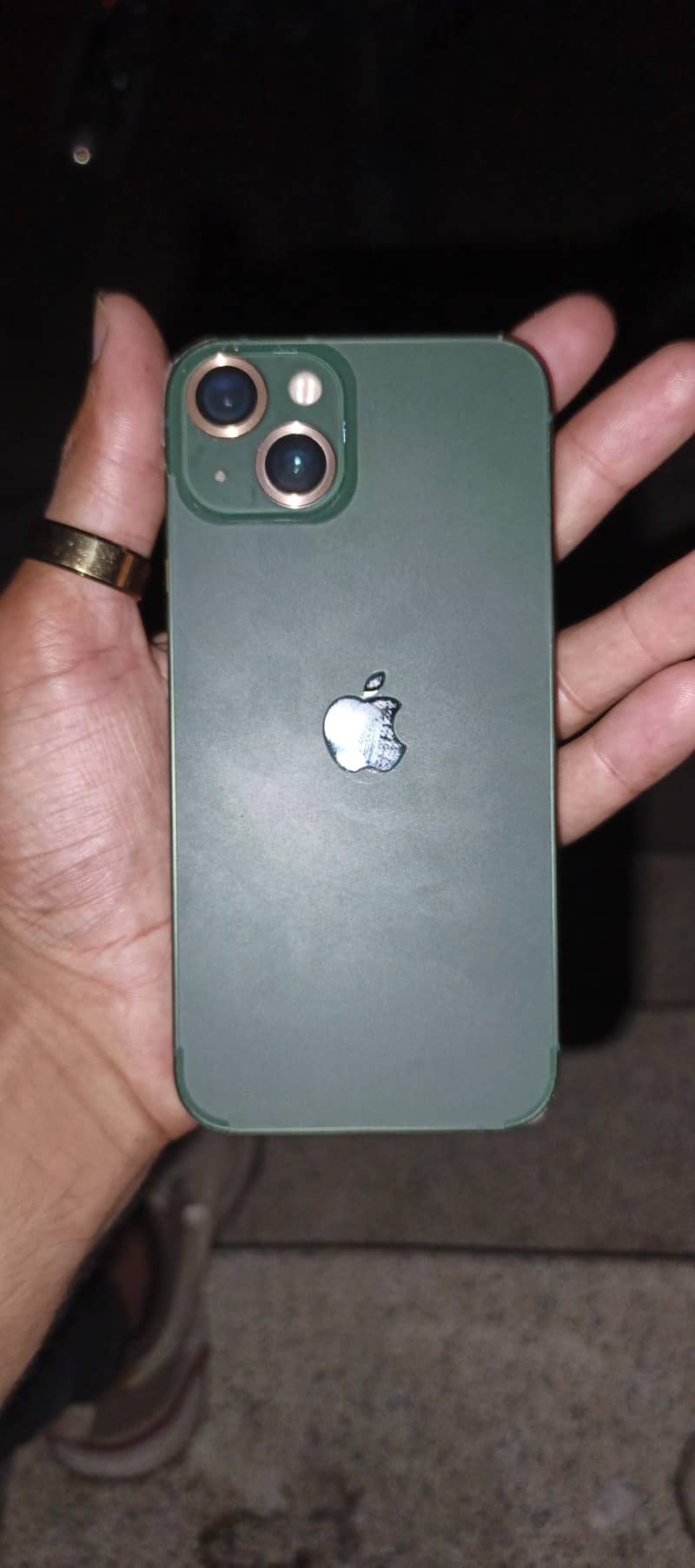 Apple iPhone 13 4