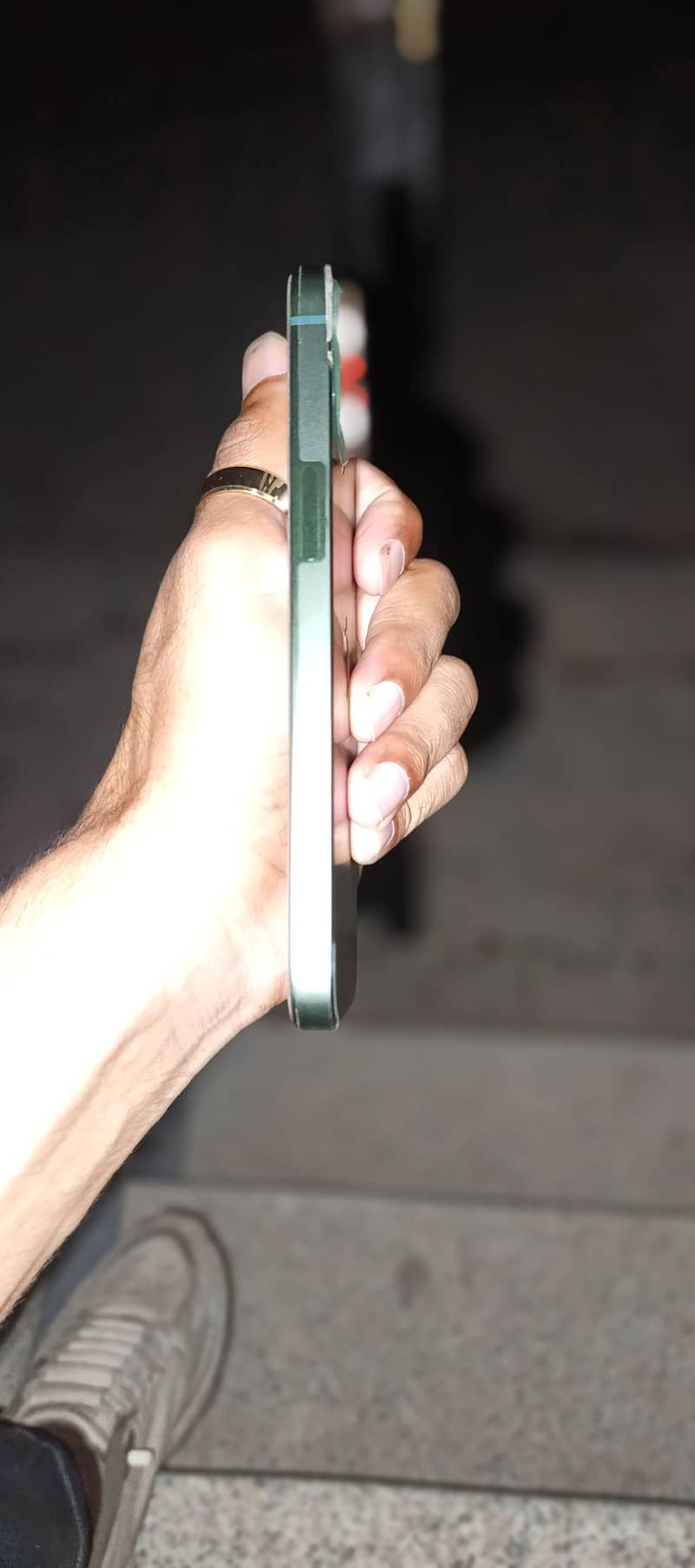 Apple iPhone 13 13