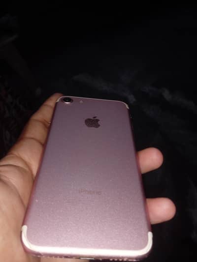 Apple iPhone 7