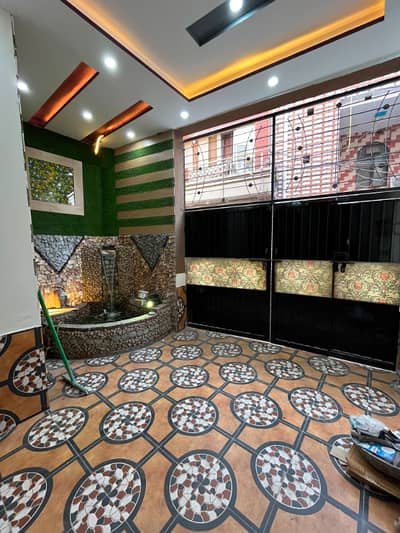 4 Marla Triple Story House For Sale