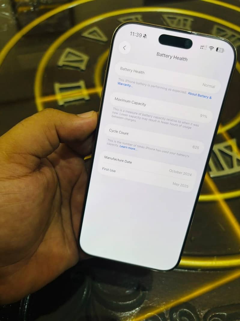 Apple iPhone 16 Pro Max 6