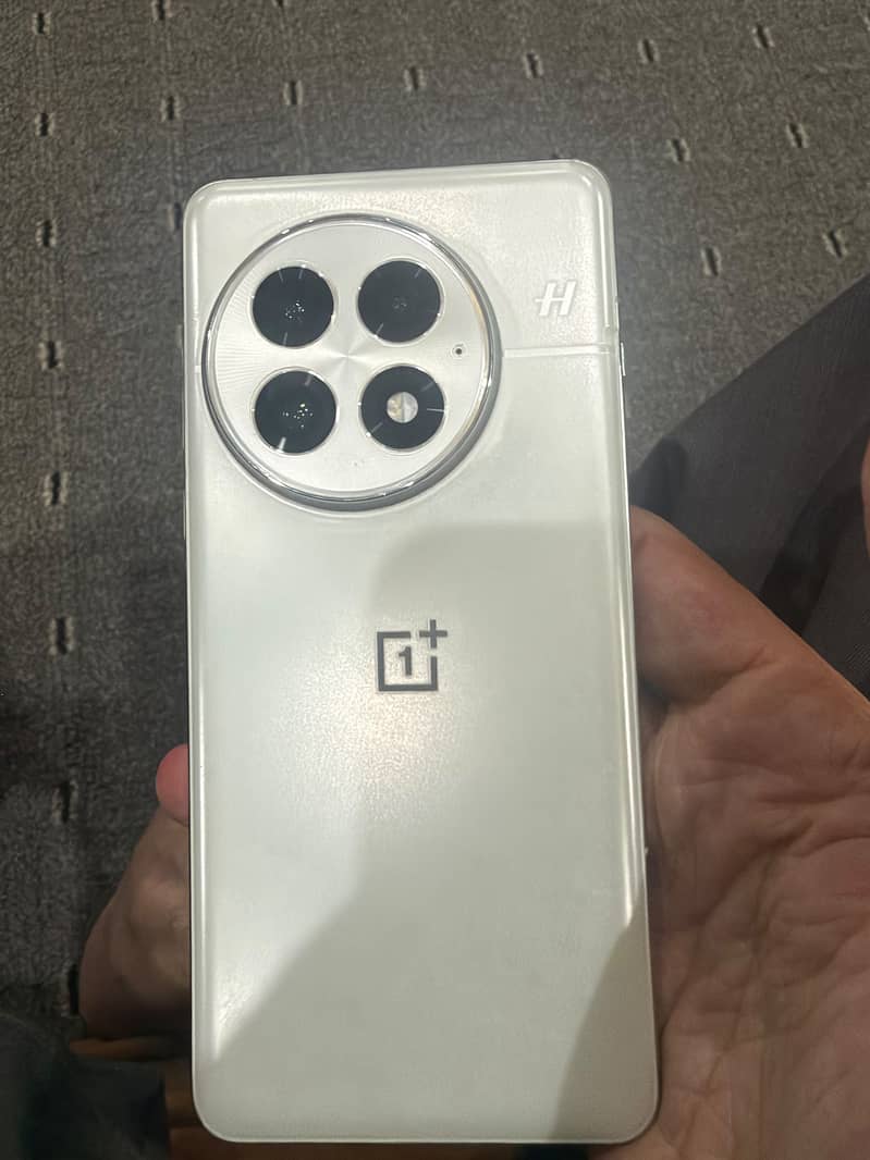 One Plus 13 4