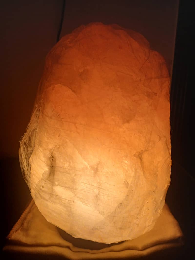 Salt Lamp 1