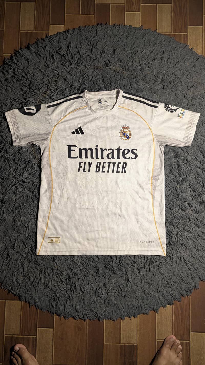 thirfted jerseys 0