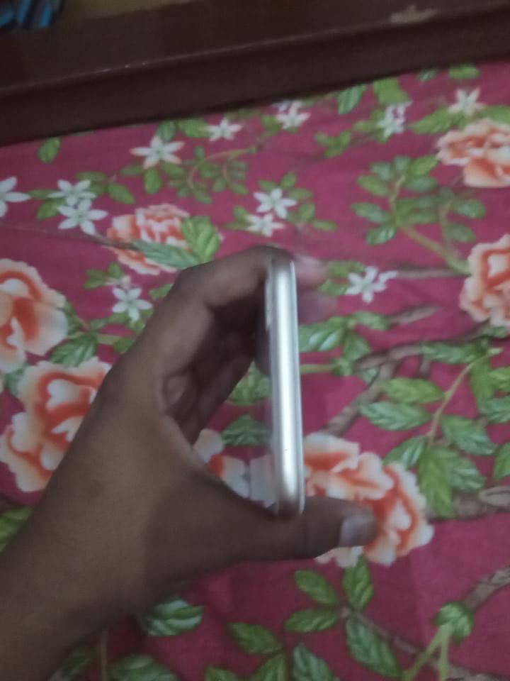 iPhone 8plus 3