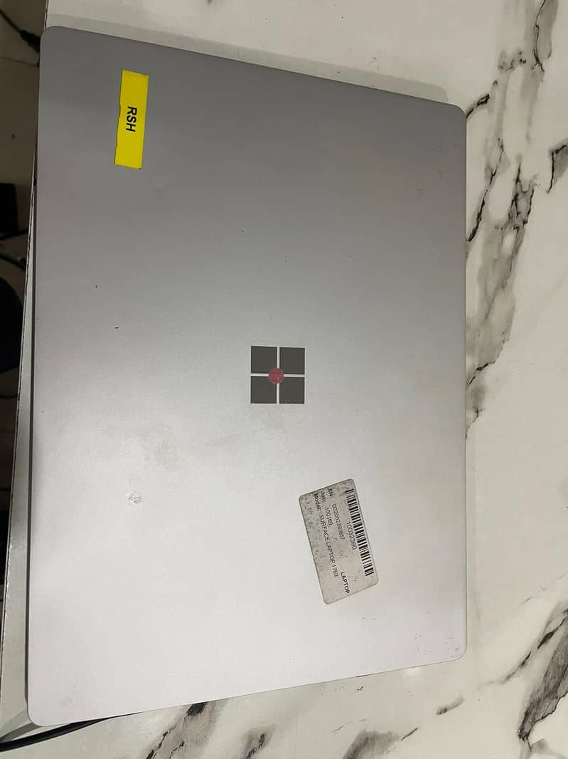 surface laptop 0