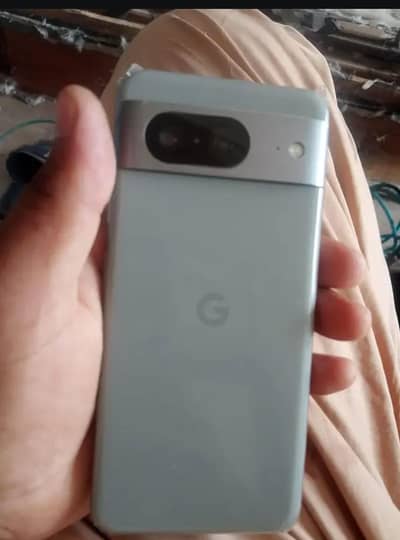 Google Pixel 8