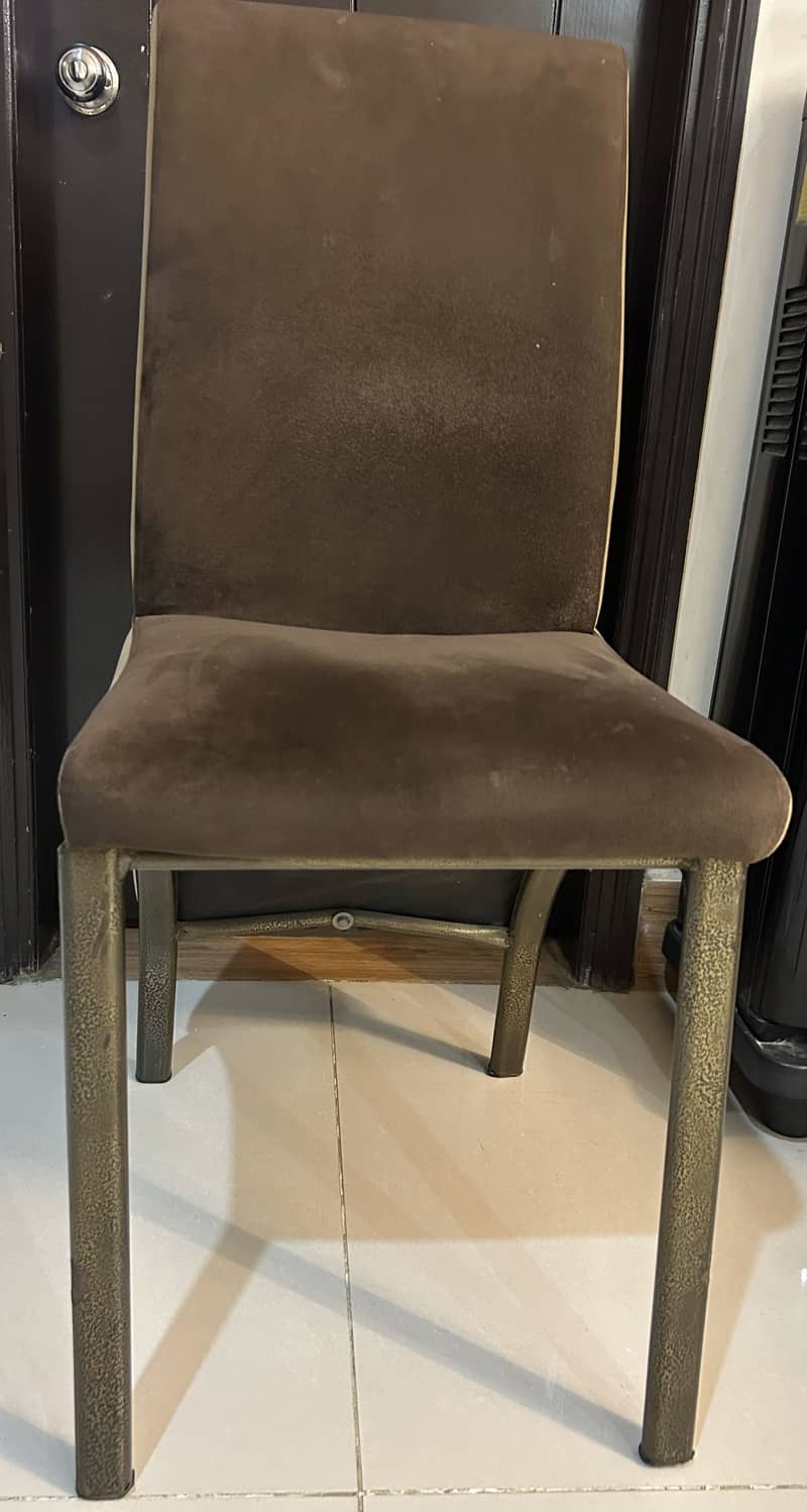 6 seater dining table 3