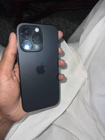 Apple iPhone 14 Pro jv