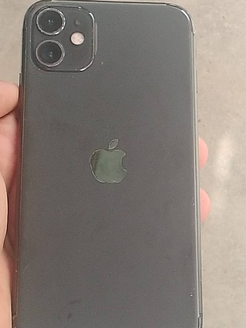 Apple iPhone 11 3