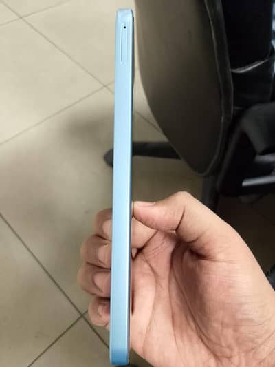 SAMSUNG A 17 MOBILE BILKUL NEW CONDITION MAIN HA 10/10