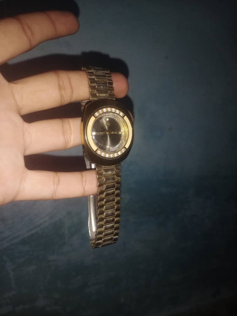 watch 0