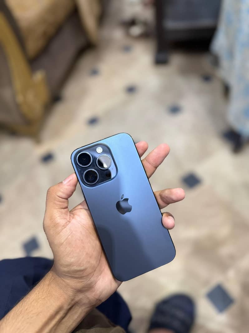 Apple iPhone 15 Pro 1