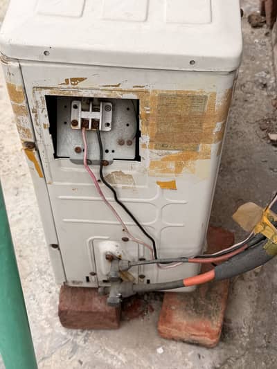 Dawlance Ac 1.5 ton 10/10 working gass full everything okie