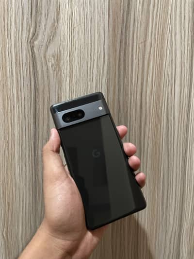Google Pixel 7 128GB for sale.