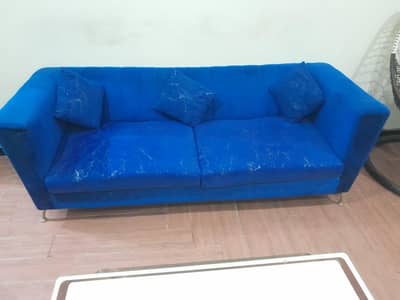 5 seater sofa set with centre table