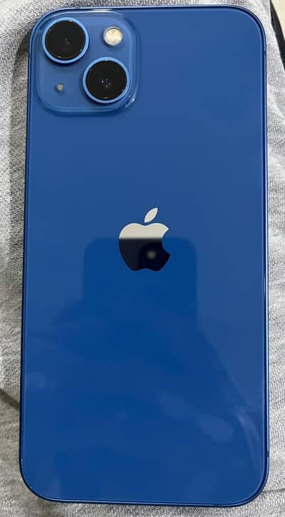 Apple iPhone 13