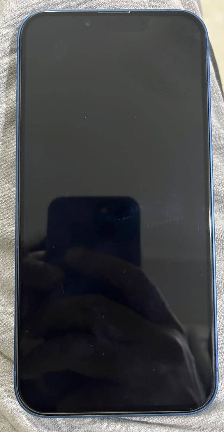 Apple iPhone 13 2