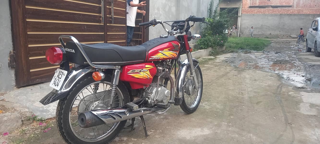 CG 125 3