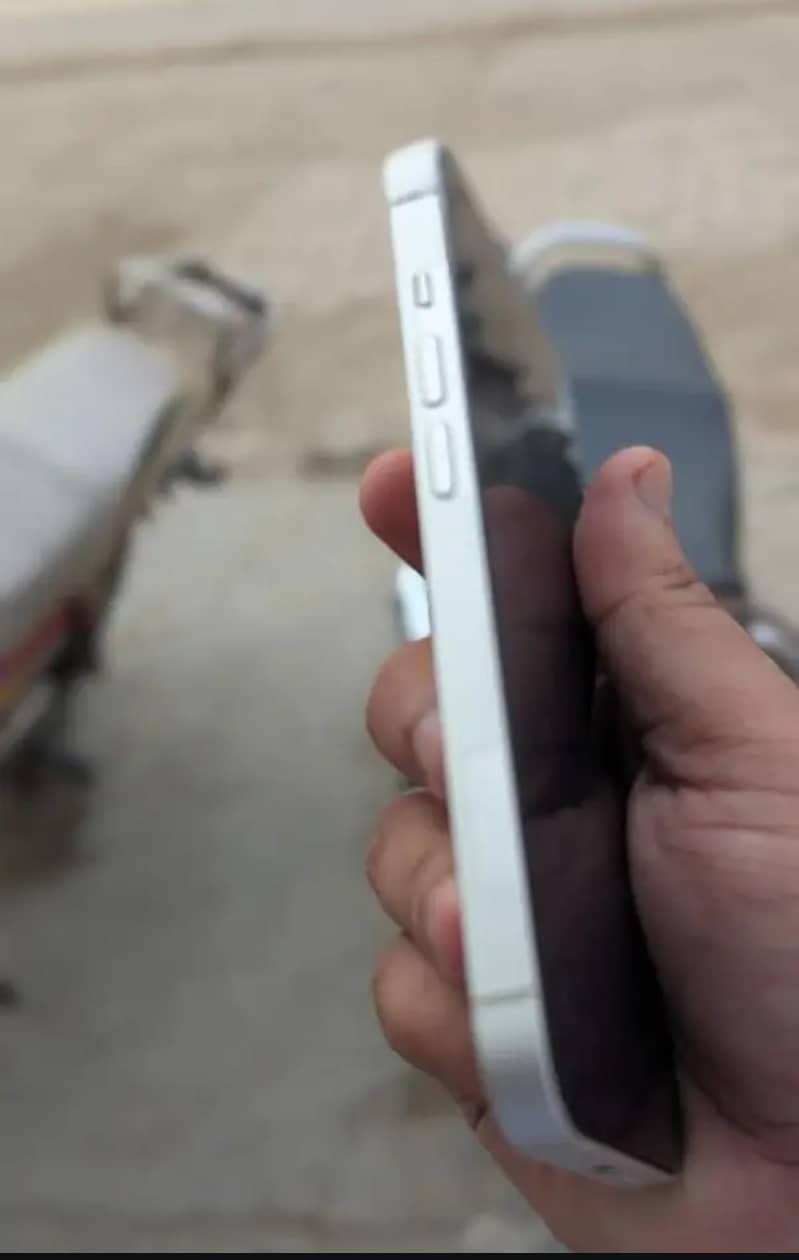 Iphone 14 3