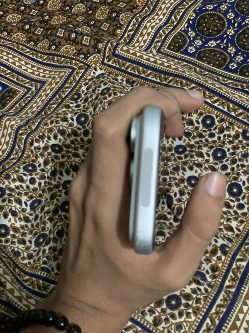 Apple iPhone 17 Pro 1