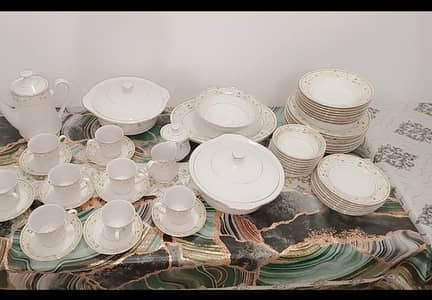Original Chini (Porcelain) 72 Pcs Complete Dinner & Tea Set -brand new