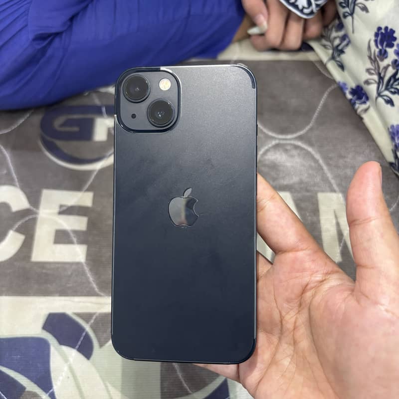Apple iPhone 13 mini 4