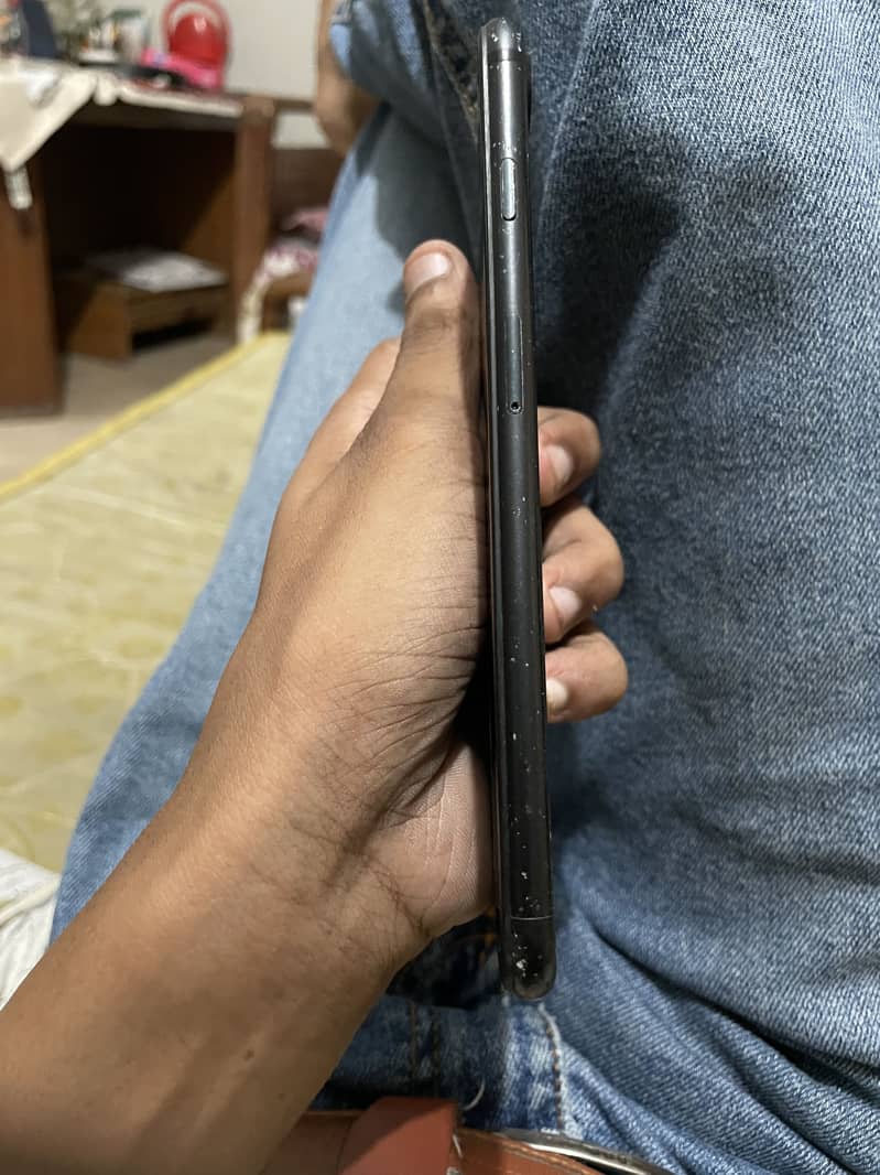 Apple iPhone 7 Plus 1