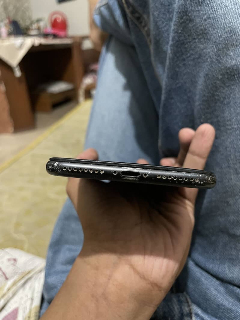 Apple iPhone 7 Plus 4