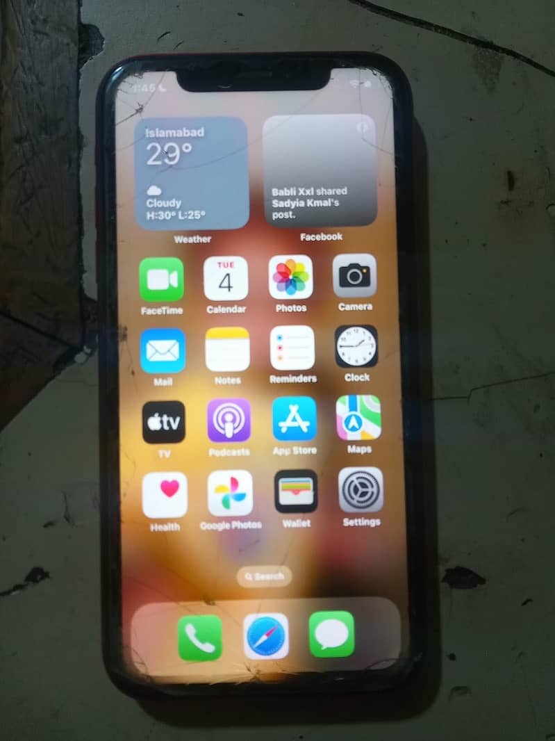 iPhone XR 5