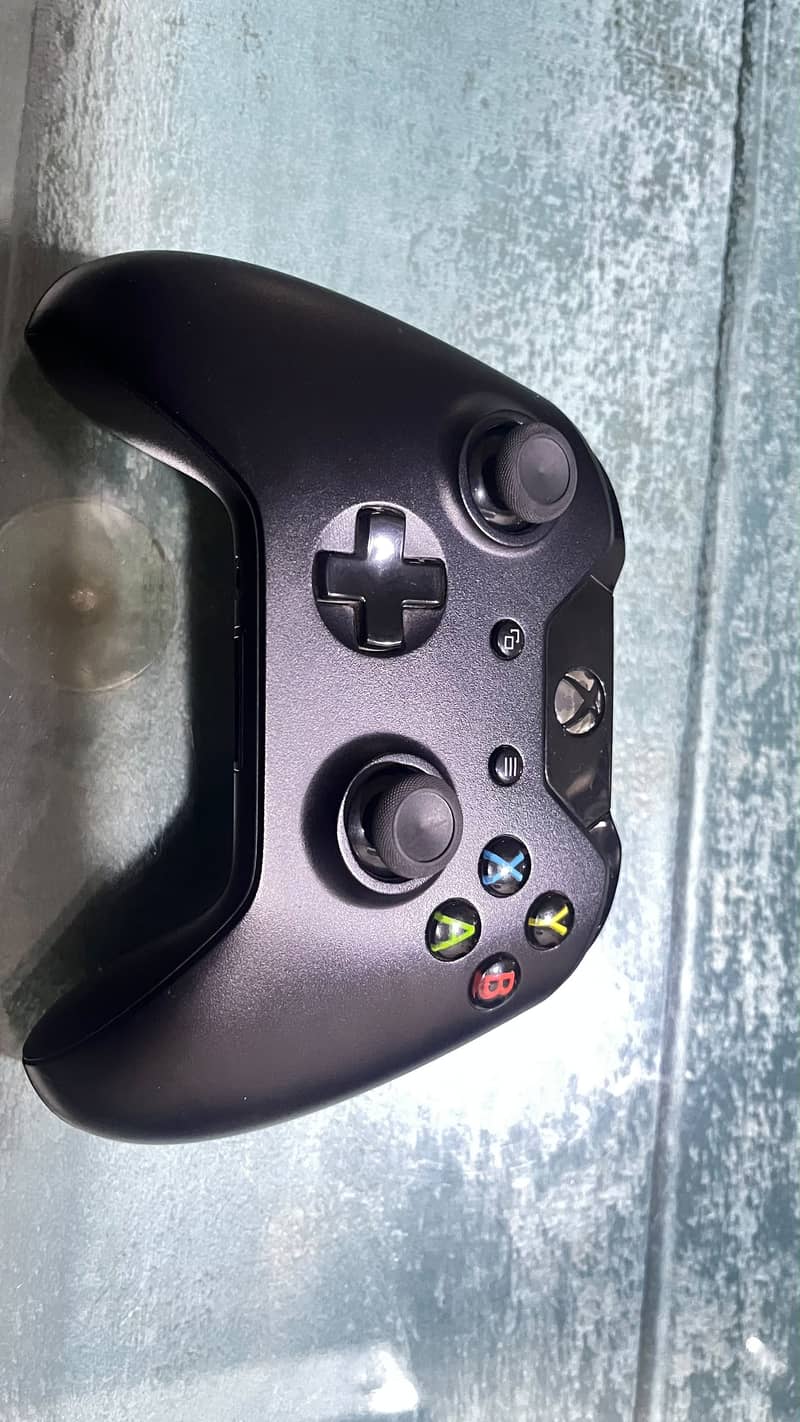 Xbox 1 controller 0