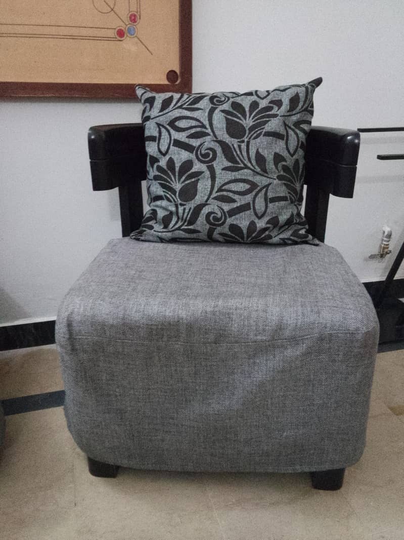 CHENONE sofa chairs 2