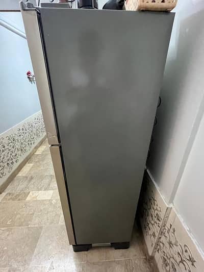 9cubic feet haier refrigerator