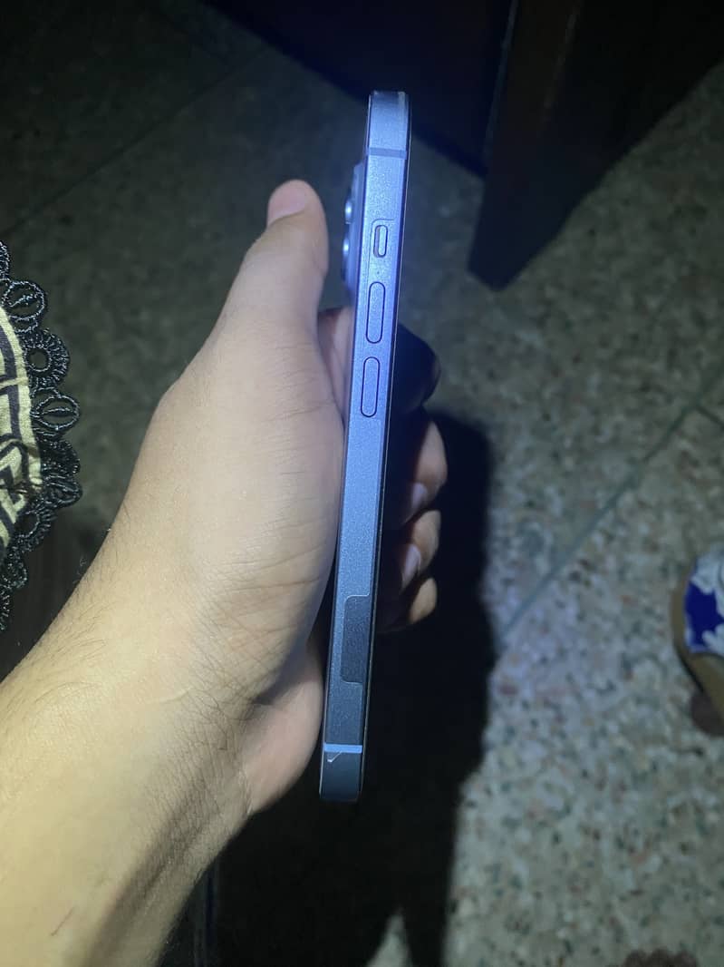 Apple iPhone 14 1