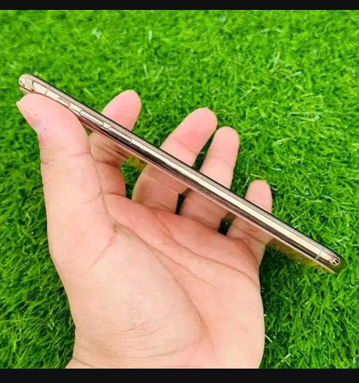iphone xs max 3