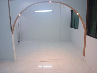 2bed dd flat available for sale. First floor covering 850 sq ft area Lift also available  Sb project that is almost 12 years old.  Leased documents with completion certificate makes it eligible for bank loan criteria. Located near cadio hospital, waterpump, and rizwan park.  Established in fb area blk 14, almost on main road. Asking price 99 lakh on short-term payment *Code(16847)*