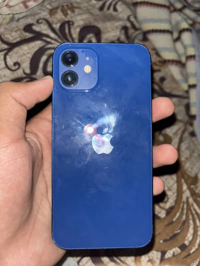 Apple iPhone 12