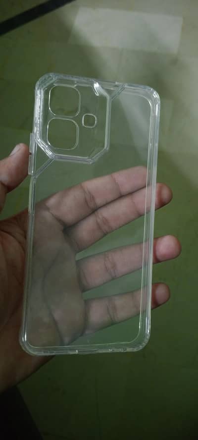 Tecno Spark Go 2 pouch