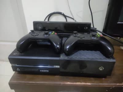 Xbox one 500gb 5 games/ 2 controller/kinect
