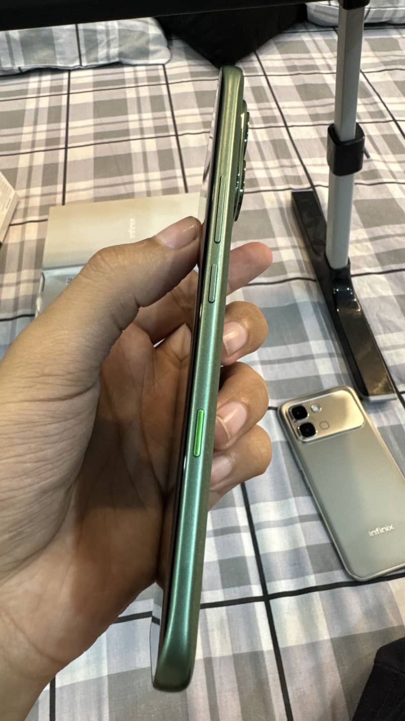 Infinix Note edge 2