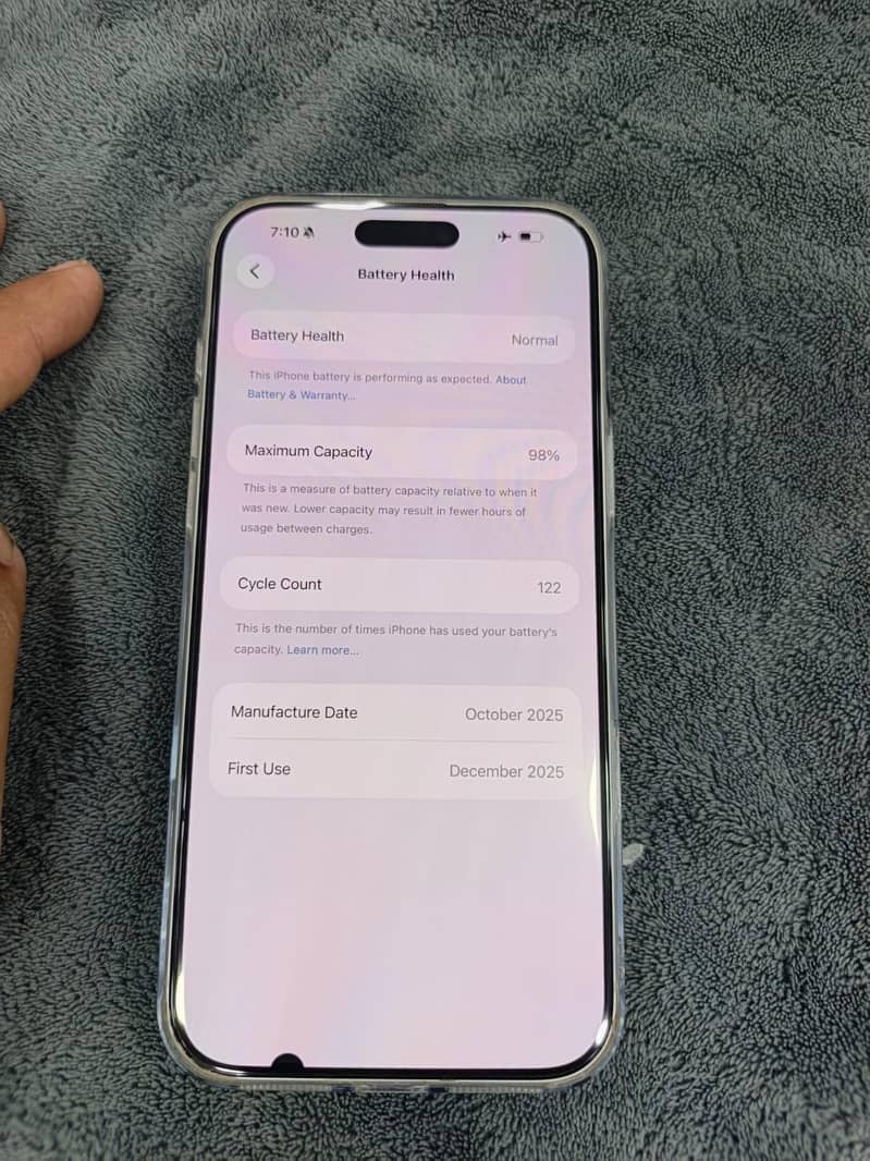 Apple iPhone 17 Pro Max 2