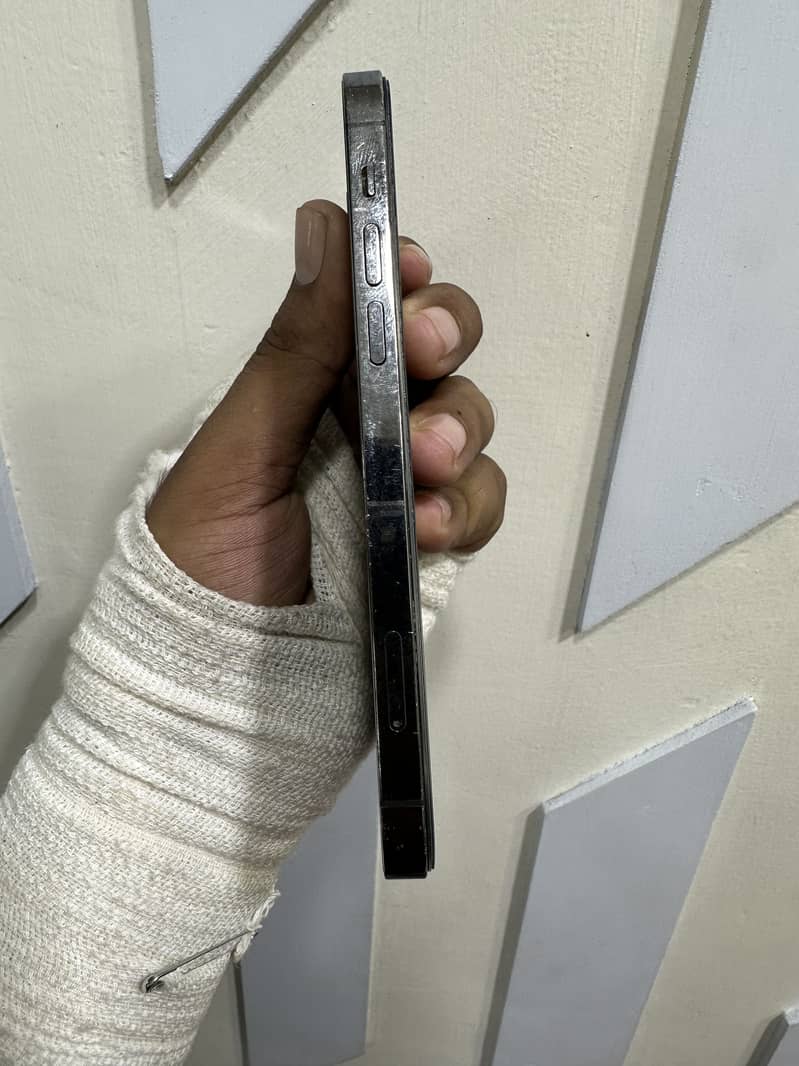 Apple iPhone 12 Pro 5