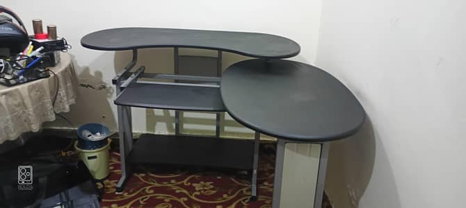 computer table