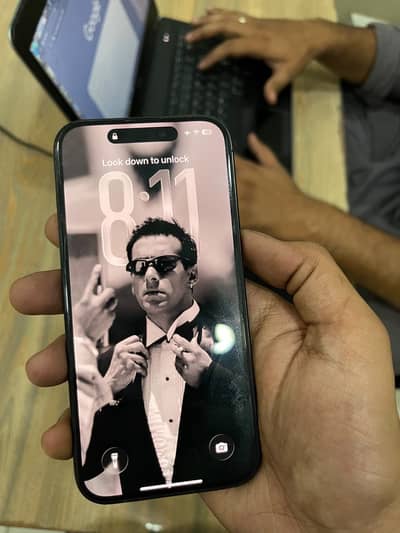 Iphone 15 pro (512 gb)