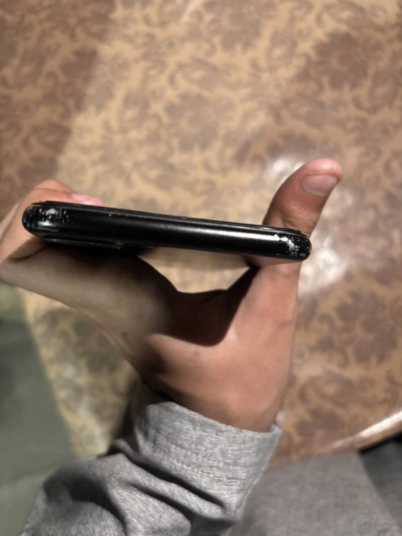 Apple iPhone 7 Plus 2