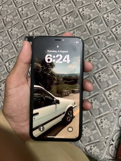 Apple iPhone XR