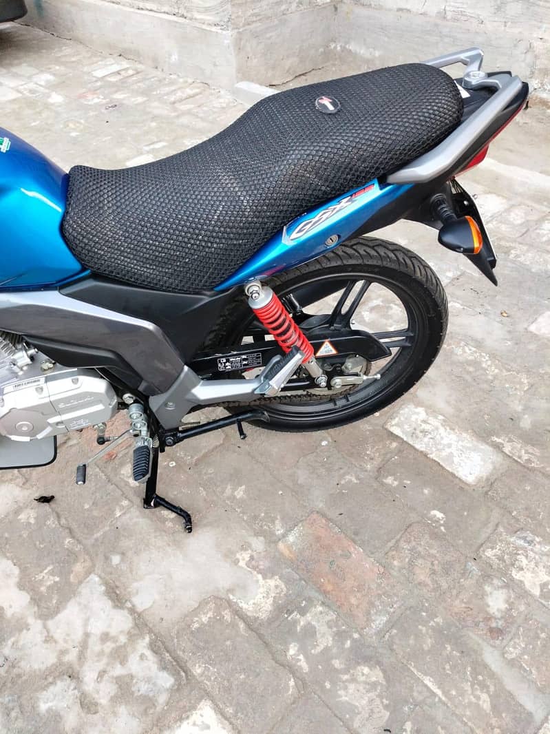 suzuki gsx 125 1