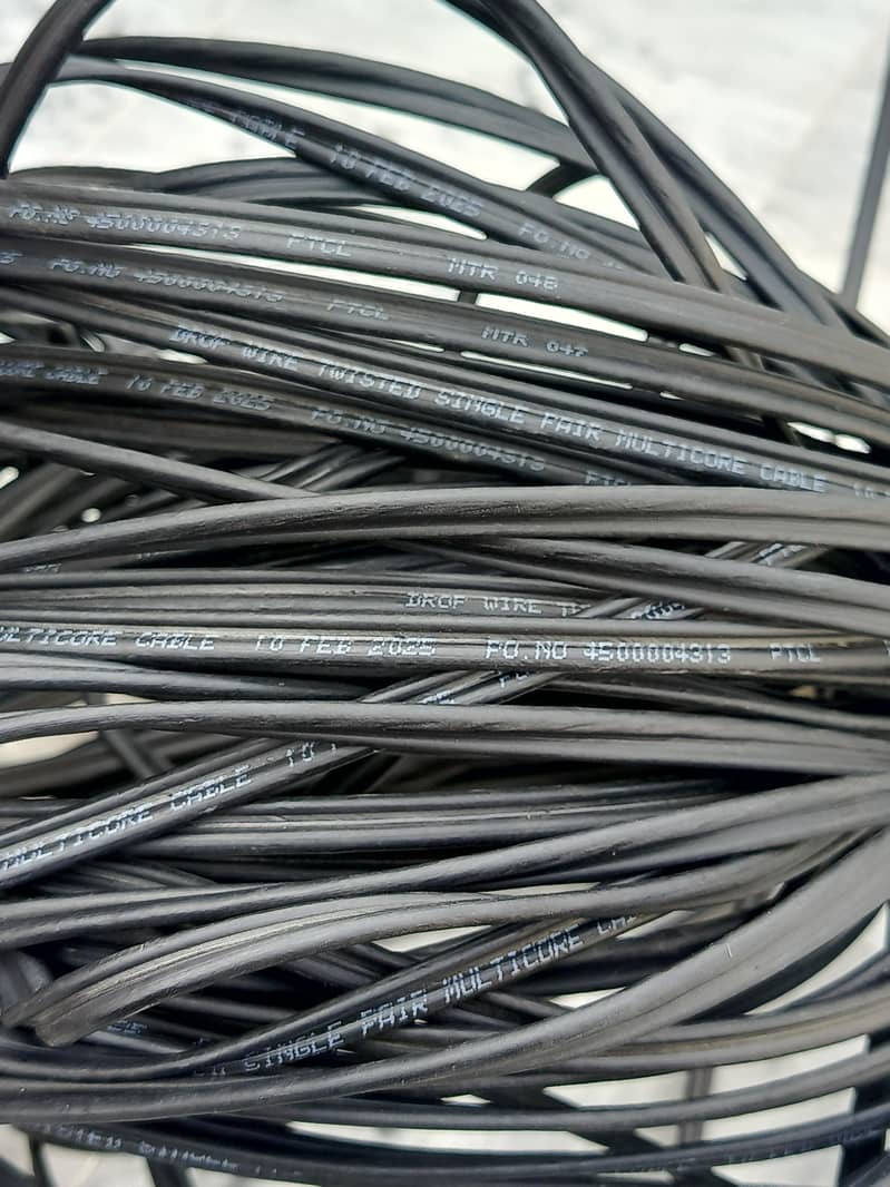 internet Cable 0